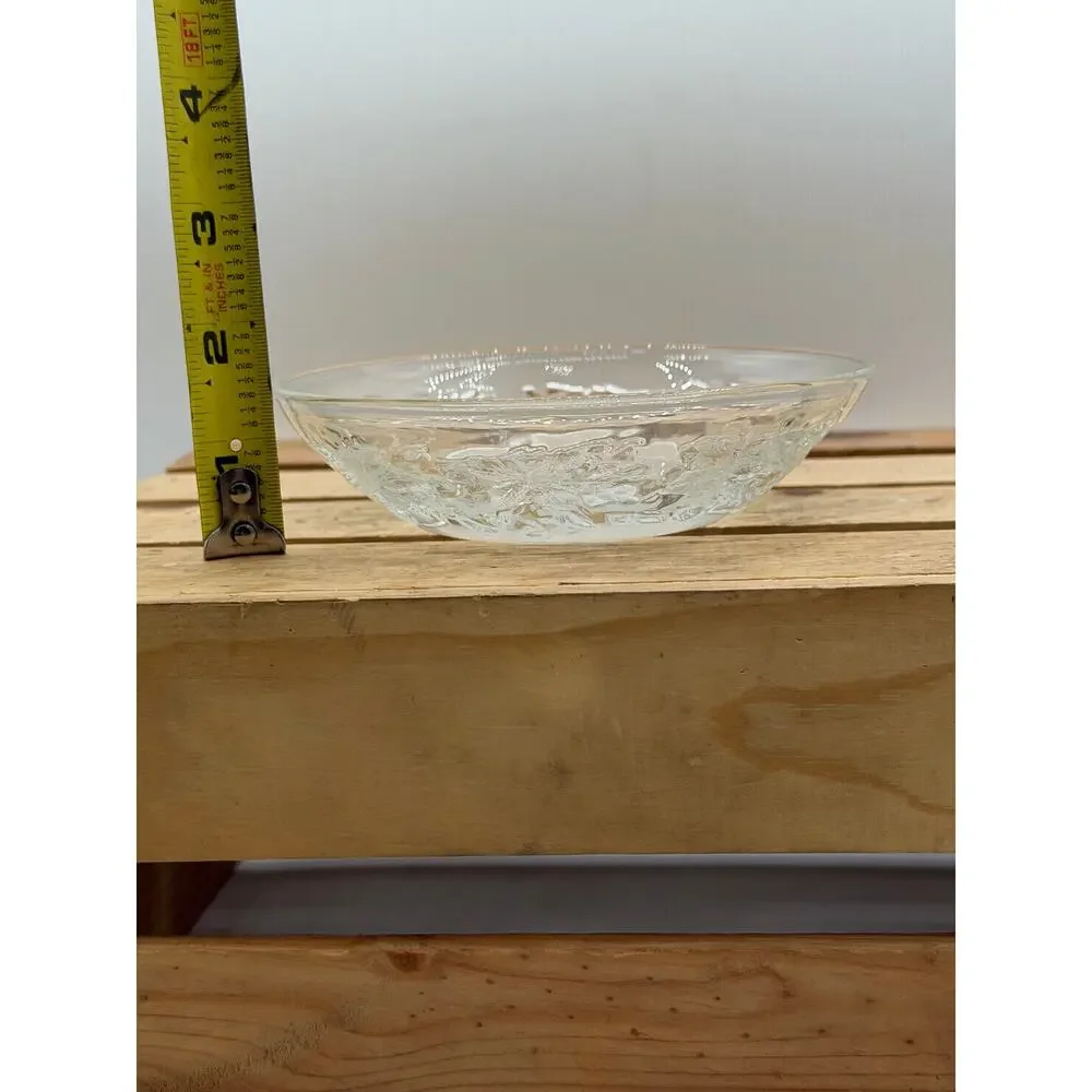 Vintage Clear Pressed Glass Dessert Bowls- Set of 7 Frosted Poinsettia-5.5 Inch⁠